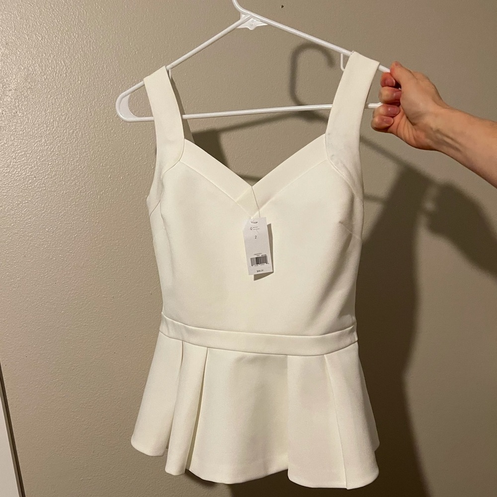LOT (2) Banana Republic Peplum tank Tops WHITE & BLACK - Picture 2 of 7